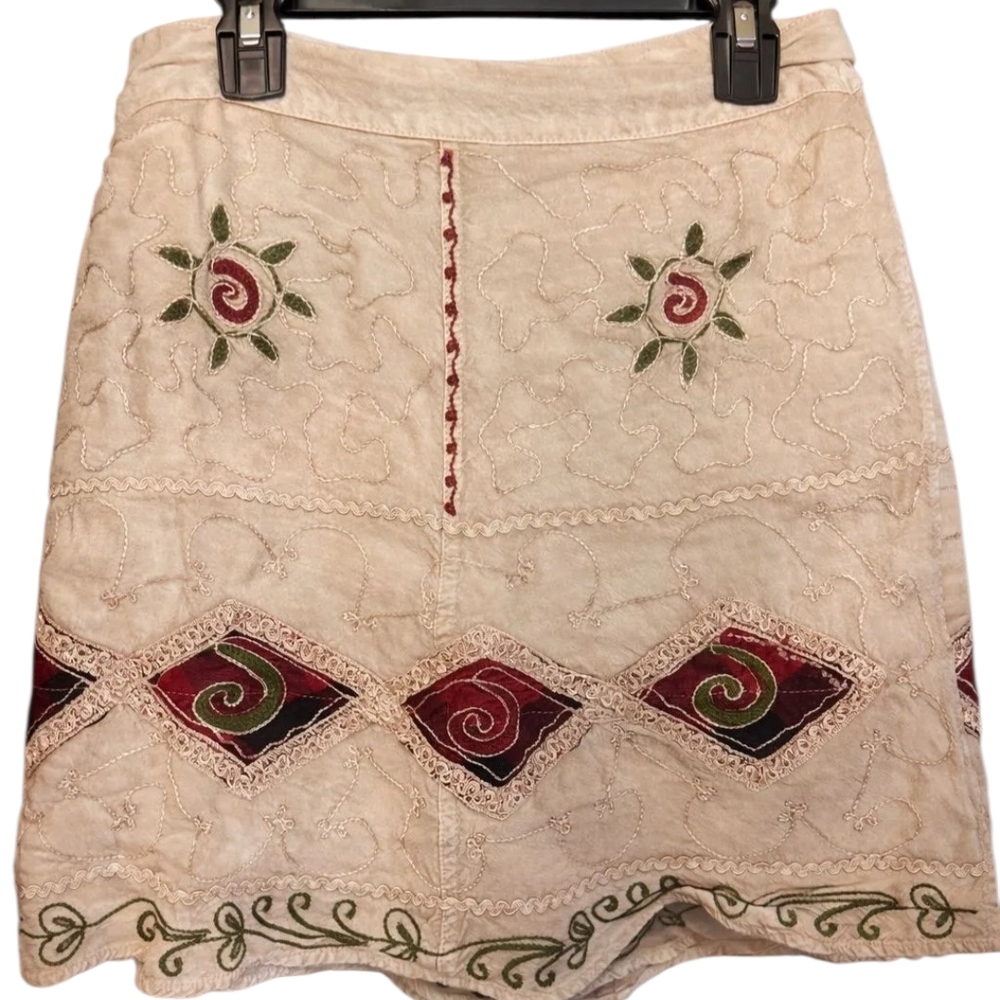 La Vina Boho Patchwork Embroidered Wrap Mini Skirt Cream Red M L